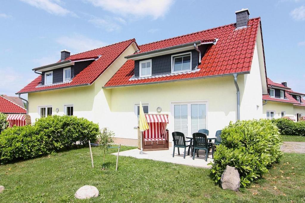 Semi-Detached House, Kuehlungsborn Villa Exterior photo