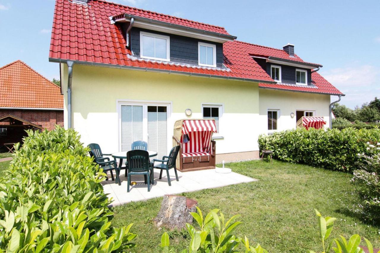 Semi-Detached House, Kuehlungsborn Villa Exterior photo
